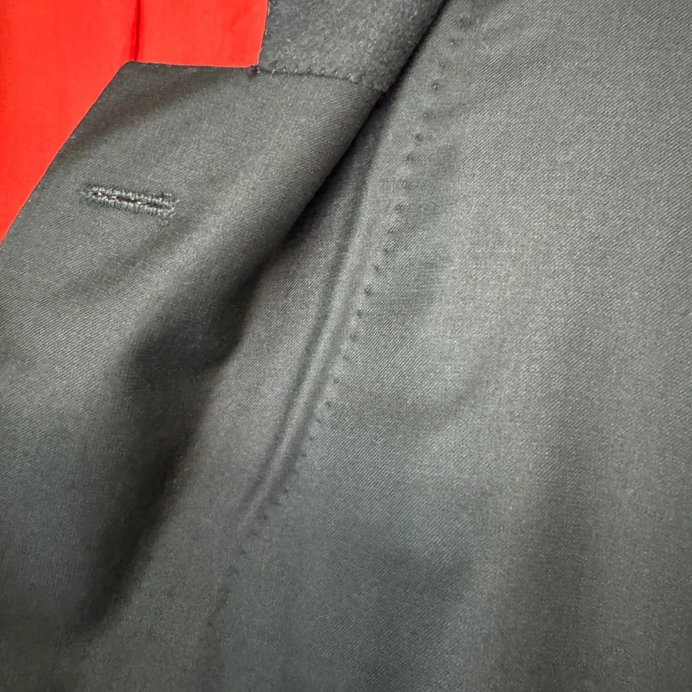 Carroll & Co by Chester Barrie Black Wool Blazer 46 R England Gold Crest Buttons